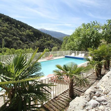 La Baptistine Face Au Ventoux La Clue Plaisians 外观 照片